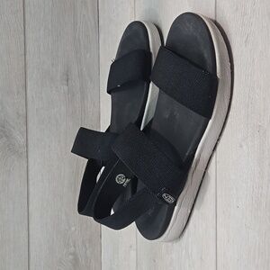 Keen Women Elle Elastic Strappy Black Sandals Platform Shoes Sz 11
